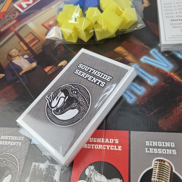 RIVERDALE Monopoly 2018 Hasbro USAopoly Board Game *100% Complete* - Picture 9 of 15